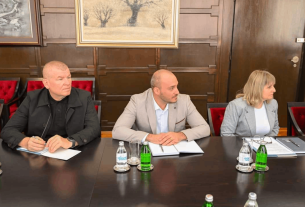 председница-покрајинске-владе-маја