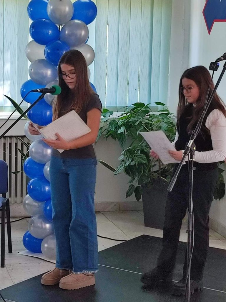 свечано-отворен-реновирани-простор