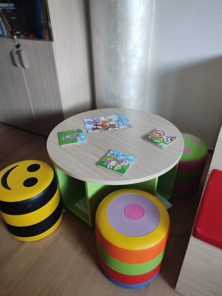 свечано-отворен-реновирани-простор