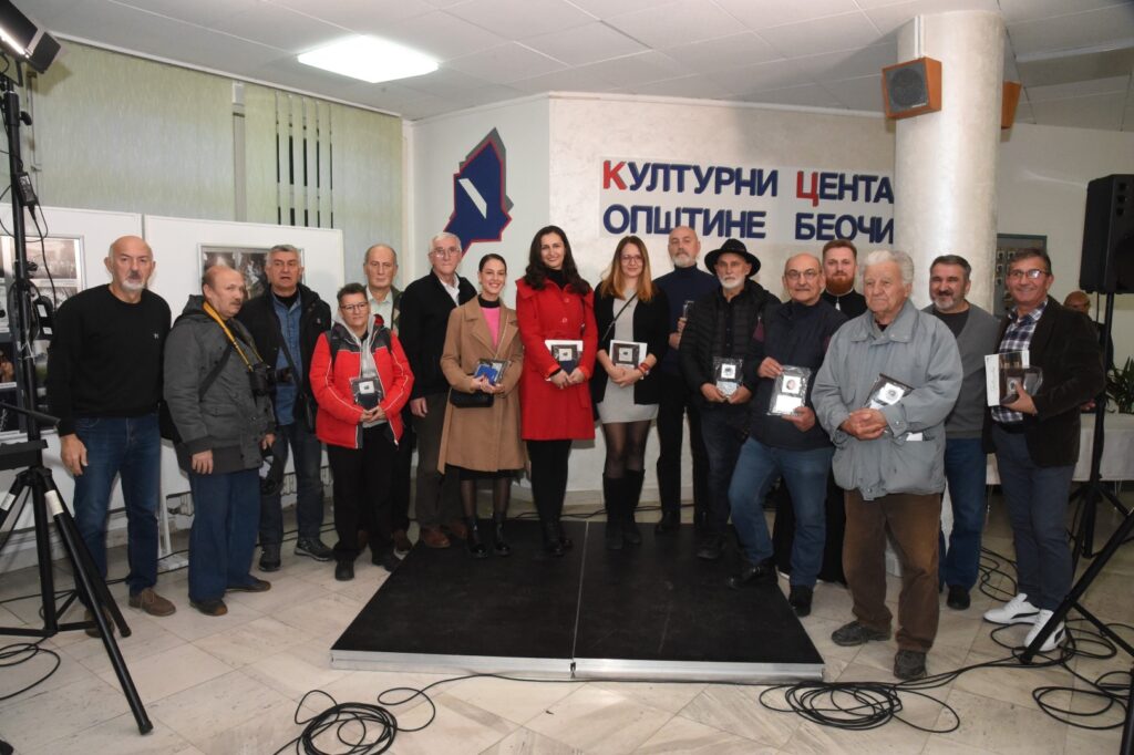 беочину-отворена-изложба-фотографија