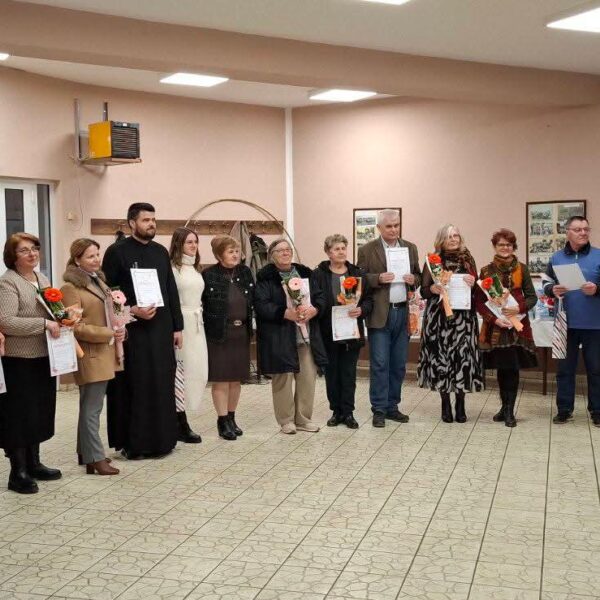 Празник поезије и гостољубља: Сусек замирисао на стихове и доброту